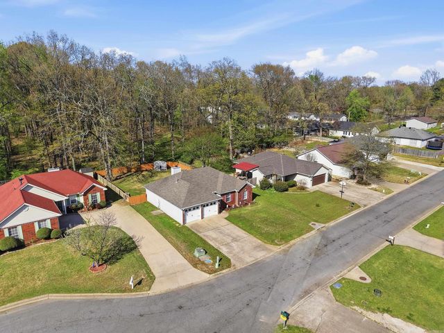 212 Rodney Guthrie Drive, Cabot, AR 72023