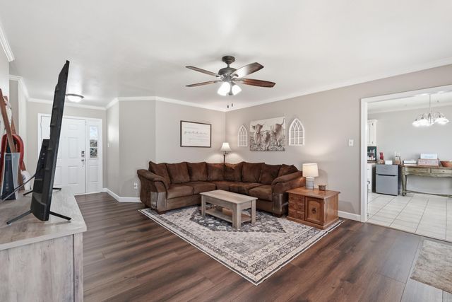 212 Rodney Guthrie Drive, Cabot, AR 72023
