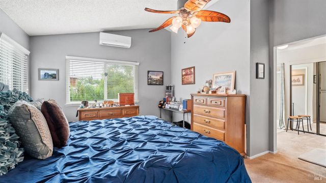 606 Sunnyvale Pl, Vacaville, CA 95687