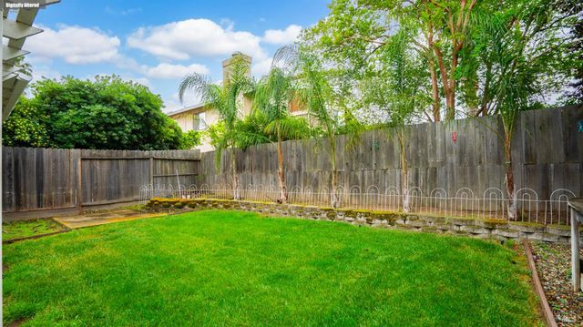 606 Sunnyvale Pl, Vacaville, CA 95687