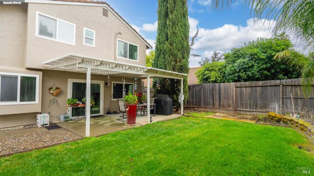 606 Sunnyvale Pl, Vacaville, CA 95687