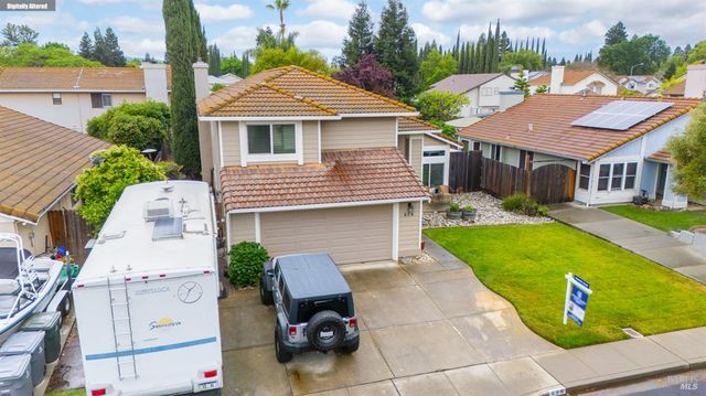 606 Sunnyvale Pl, Vacaville, CA 95687