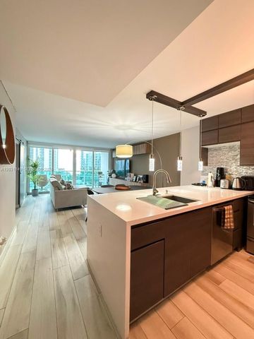 100 Bayview Dr 912, Sunny Isles Beach, FL 33160