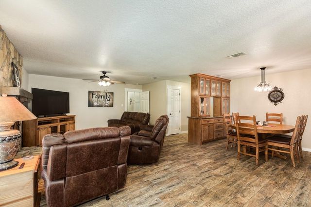 1412 Buchta Road, Angleton, TX 77515