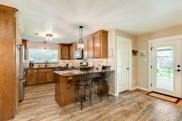1412 Buchta Road, Angleton, TX 77515