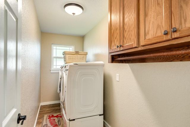 1412 Buchta Road, Angleton, TX 77515