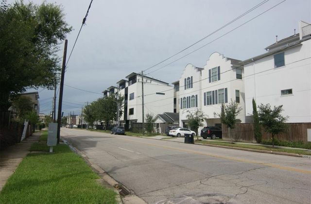 1311 Crockett Street, Houston, TX 77007