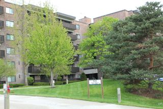 920 Vose Drive 402, Gurnee, IL 60031