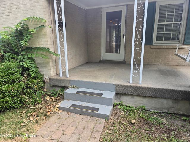 127 Bonner Ave, Louisville, KY 40207