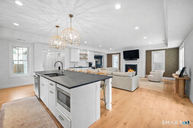 464 Ruane Street, Fairfield, CT 06824