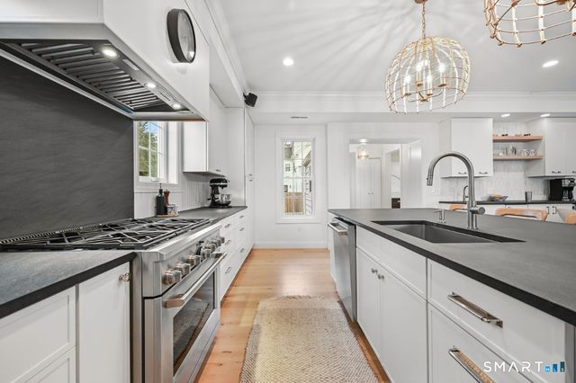 464 Ruane Street, Fairfield, CT 06824