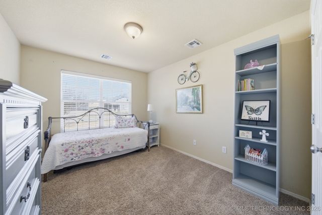 8436 E 160th Place, Bixby, OK 74008