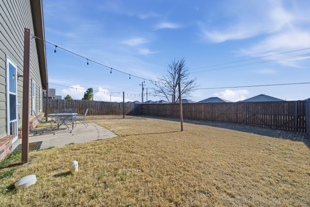 8436 E 160th Place, Bixby, OK 74008