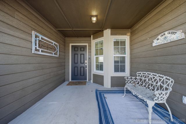 8436 E 160th Place, Bixby, OK 74008