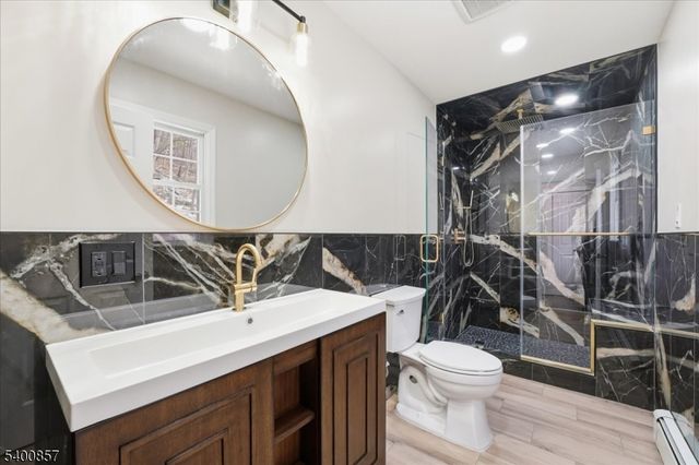 611 Snake Den Rd, West Milford Twp., NJ 07480