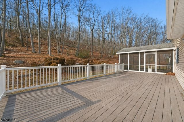 611 Snake Den Rd, West Milford Twp., NJ 07480