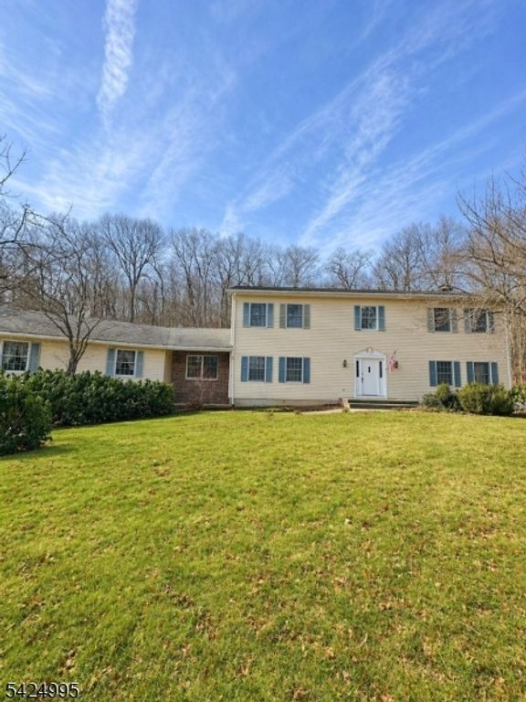611 Snake Den Rd, West Milford Twp., NJ 07480