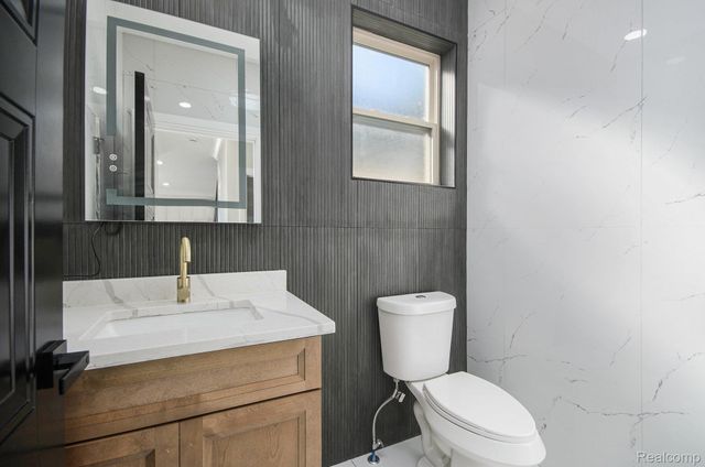 5268 Hartwell Street, Dearborn, MI 48126