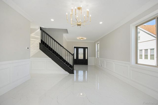 5268 Hartwell Street, Dearborn, MI 48126