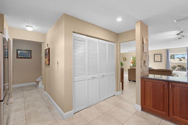 2700 BAYSHORE BOULEVARD 593, Dunedin, FL 34698