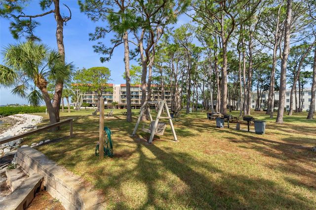 2700 BAYSHORE BOULEVARD 593, Dunedin, FL 34698