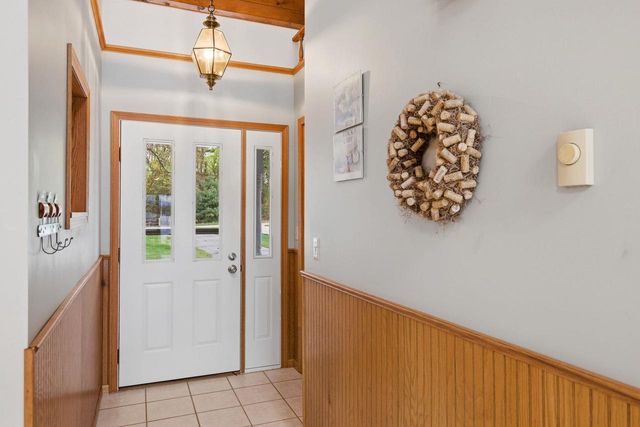 W5733 Island Drive, Pardeeville, WI 53954