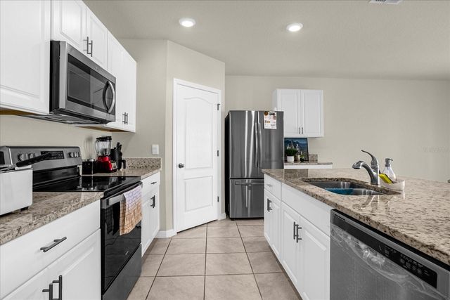 1842 EGRET MEADOWS AVENUE, Kissimmee, FL 34744