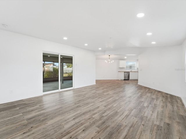 111 FRANCIS DRIVE NE, Port Charlotte, FL 33952