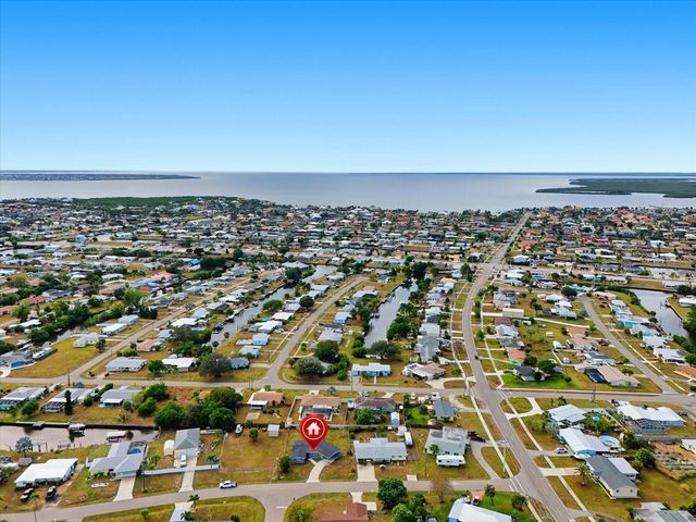 111 FRANCIS DRIVE NE, Port Charlotte, FL 33952
