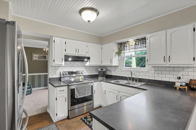 7687 Foxboro Court, Columbus, OH 43235