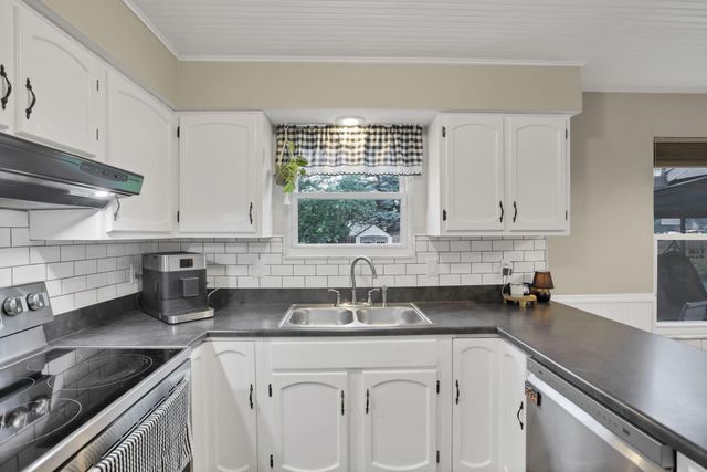 7687 Foxboro Court, Columbus, OH 43235