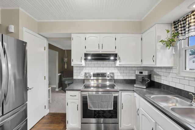 7687 Foxboro Court, Columbus, OH 43235