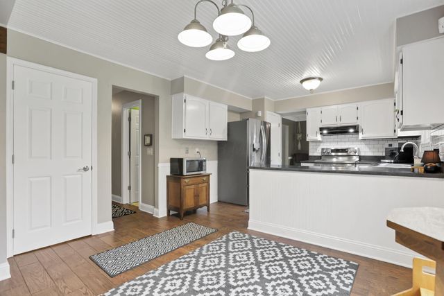 7687 Foxboro Court, Columbus, OH 43235