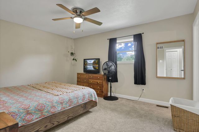7687 Foxboro Court, Columbus, OH 43235