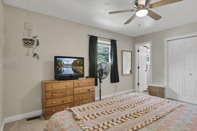 7687 Foxboro Court, Columbus, OH 43235
