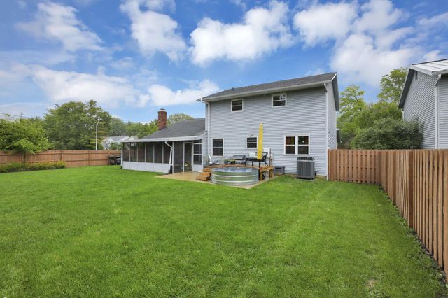 7687 Foxboro Court, Columbus, OH 43235