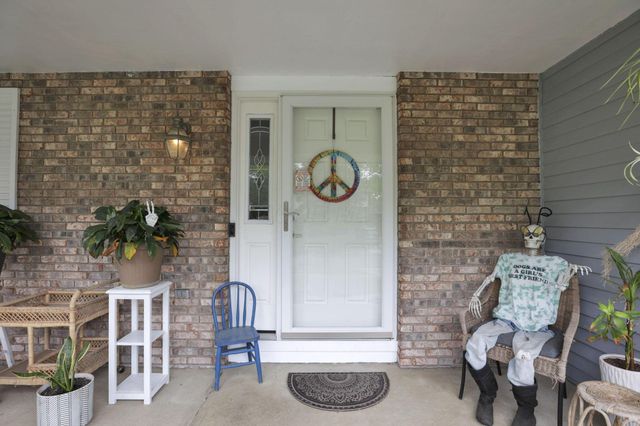 7687 Foxboro Court, Columbus, OH 43235