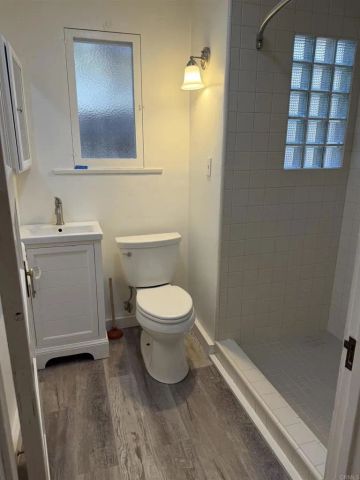 800 A, Coronado, CA 92118