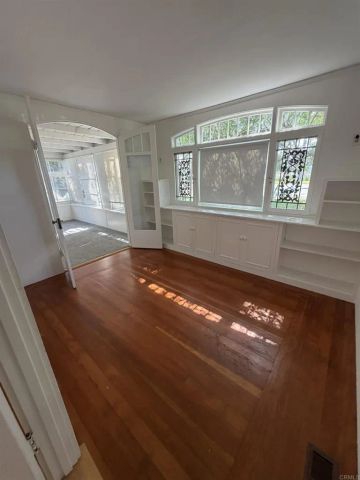 800 A, Coronado, CA 92118