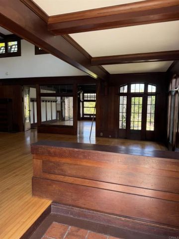 800 A, Coronado, CA 92118