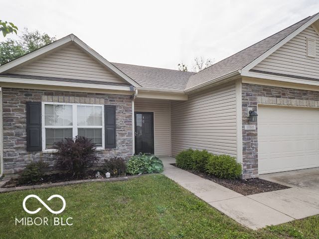 1650 Bridgecreek Crossing, Greenwood, IN 46143