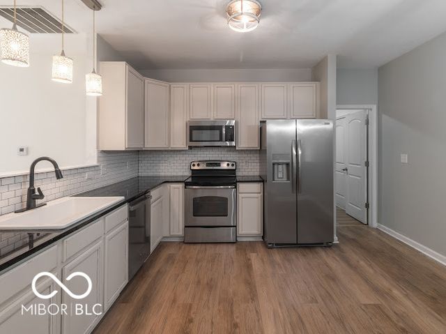 1650 Bridgecreek Crossing, Greenwood, IN 46143