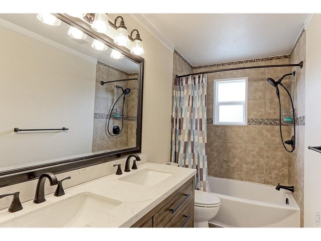 10939 Grange Creek Dr, Thornton, CO 80233