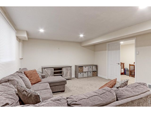 10939 Grange Creek Dr, Thornton, CO 80233