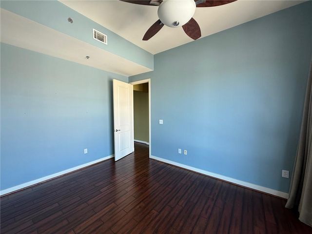 565 Peachtree NE Street 1811, Atlanta, GA 30308