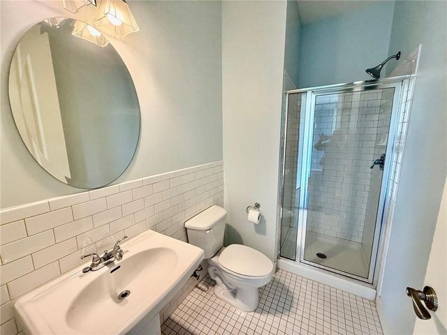 565 Peachtree NE Street 1811, Atlanta, GA 30308