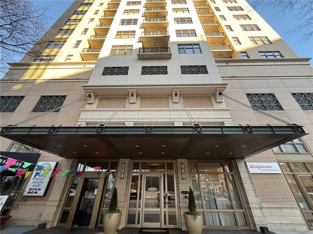 565 Peachtree NE Street 1811, Atlanta, GA 30308