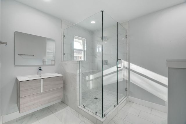 6449 Lontos Drive, Dallas, TX 75214