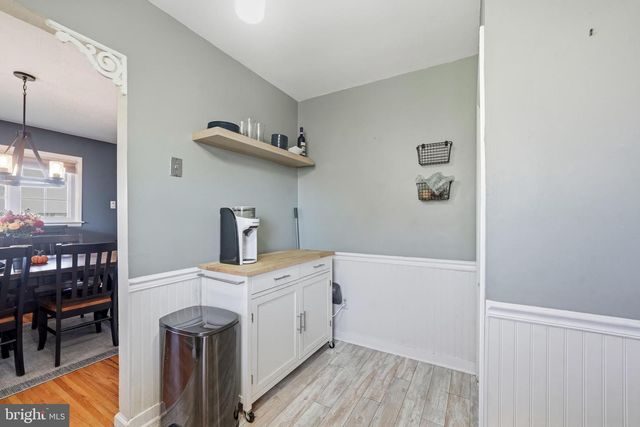 13 CORNELIA DR, Bellmawr, NJ 08031