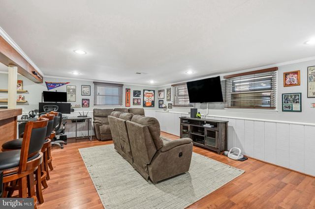 13 CORNELIA DR, Bellmawr, NJ 08031